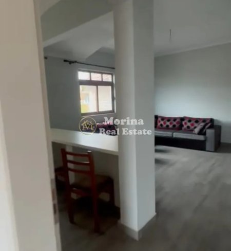 Tirane, jepet me qera shtepi 1+1 Kati 4, 70 m² 400 € (Rruga Idriz Dollaku)