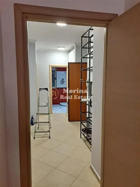 Tirane, jepet me qera apartament 2+1 Kati 4, 100 m² 850 € (Rruga Peti)