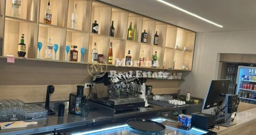 Tirane, shitet lokal , 150 m² 330.000 € (Ali Demi)