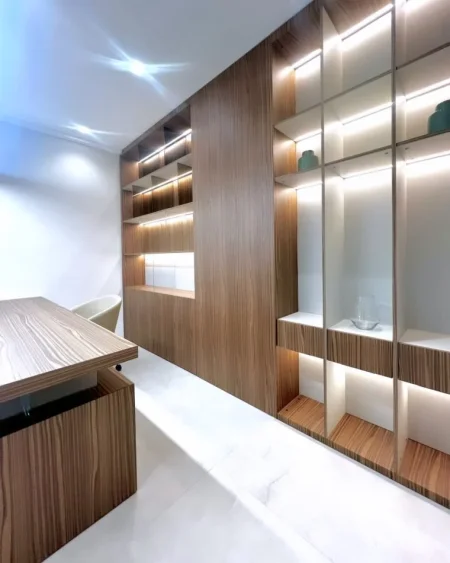 Tirane, shitet 2+1 , 86 m² 