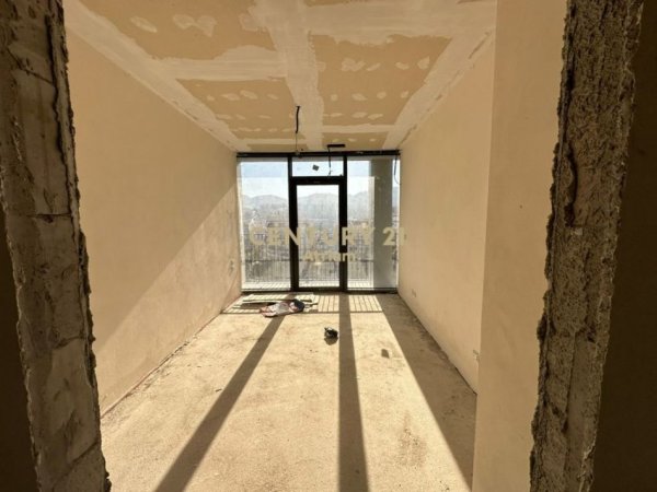 Tirane, shitet apartament duplex 3+1+Ballkon Kati 9, 200 m² 620.000 € (Leak view)
