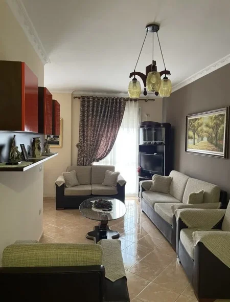 Fier, shitet nga Pronari, pa-komision apartament 2+1 Kati 9, 85.000 € (Afer gjykates)