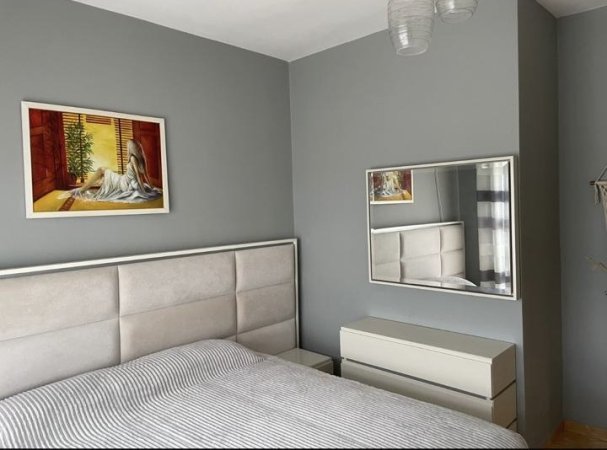 Fier, shitet nga Pronari, pa-komision apartament 2+1 Kati 9, 85.000 € (Afer gjykates)