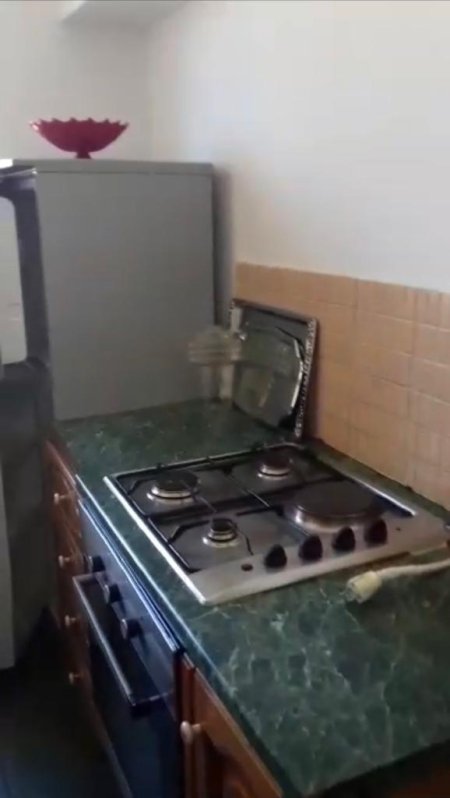 Tirane, jepet me qera apartament 1+1+BLK Kati 5, 73 m² 35.000 Leke (Rruga Ferit Xhajko)