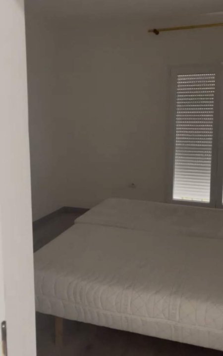Tirane, jepet me qera apartament 1+1 Kati 5, 67 m² 30.000 Leke