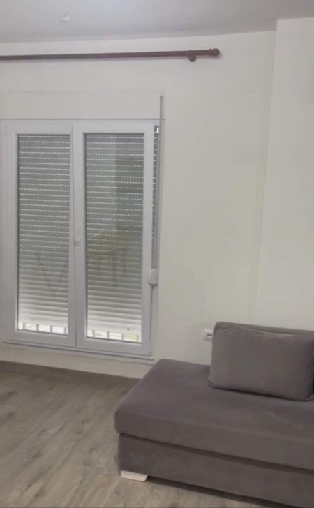 Tirane, jepet me qera apartament 1+1 Kati 5, 67 m² 30.000 Leke