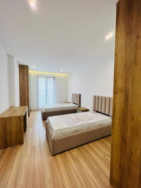 Tirane, shes apartament 2+1+A+BLK Kati 7, 108 m² 167.000 Euro (Kongresi i Manastirit)