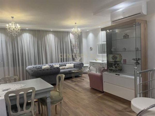 JAPIM ME QIRA DUPLEX LUKSOZ, KODRA E DIELLIT 2. 1,000 € /Muaj