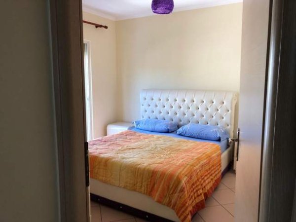 Tirane, jepet me qera apartament 1+1+BLK Kati 4, 72 m² 40.000 Leke (Rruga e Zalit)