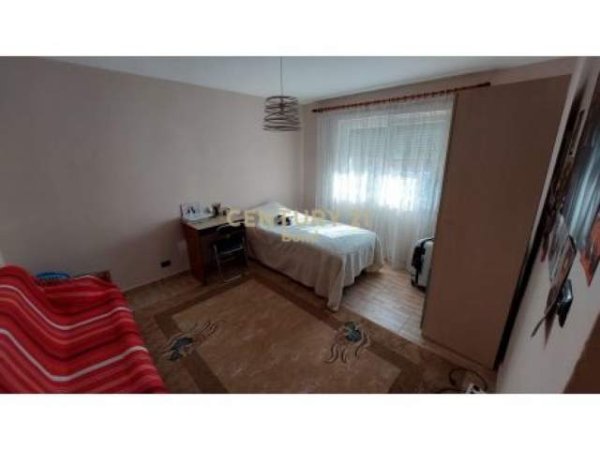Tirane, jepet me qera apartament 2+1+BLK Kati 3, 74 m² 400 Euro (Brryli)