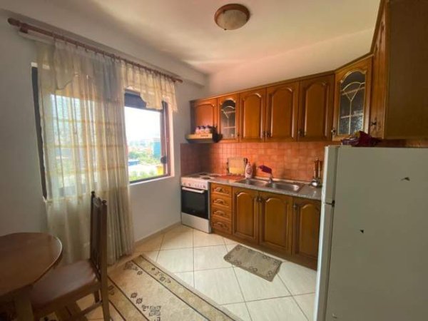 Tirane, jepet me qera apartament 1+1+A+BLK Kati 6, 65 m² 330 Euro (Rruga Xhanfize Keko)