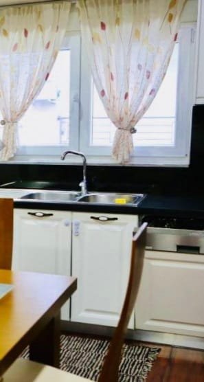 Tirane, jepet me qera apartament 2+1+A+BLK Kati 2, 130 m² 800 Euro (Rruga Liman Kaba Tiranë,Shqipëria)