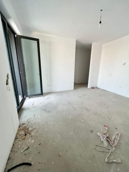 Tirane, shes apartament 2+1 91 m² 145.000 Euro (Ish Uzina Dinamo, buze Unazes se Vogel)