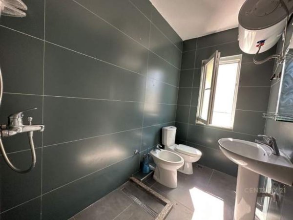Tirane, shitet apartament 2+1 Kati 5, 103 m² 185.000 Euro (Rruga e Kosovareve)