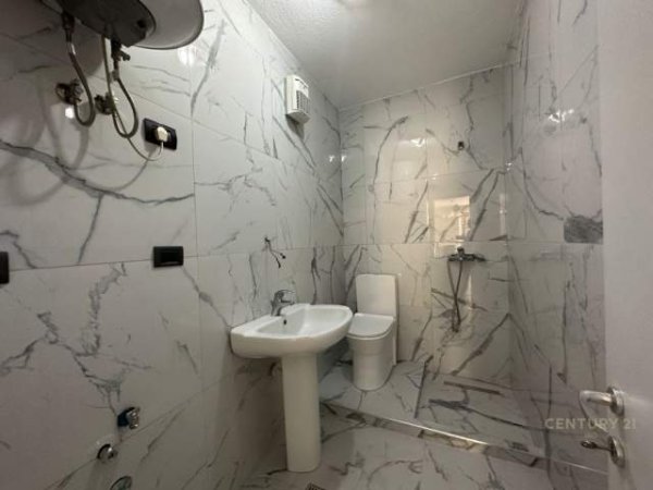 Tirane, shitet apartament 2+1 Kati 5, 103 m² 185.000 Euro (Rruga e Kosovareve)