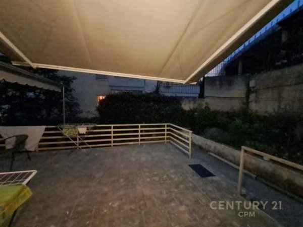 Tirane, shitet 56 m² 90.000 Euro (liqeni)