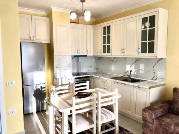 Tirane, jap me qera apartament 1+1+BLK Kati 2, 70 m² 400 Euro (Vilat Gjermane)