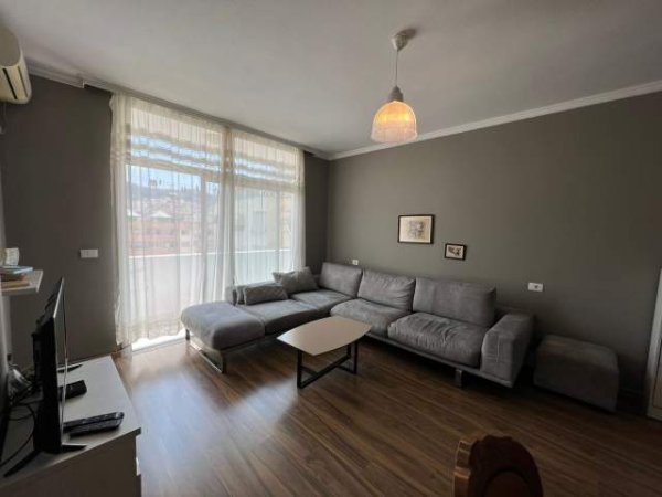 Tirane, jepet me qera apartament 1+1+BLK Kati 12, 75 m² 550 Euro (KOMUNA PARISIT)