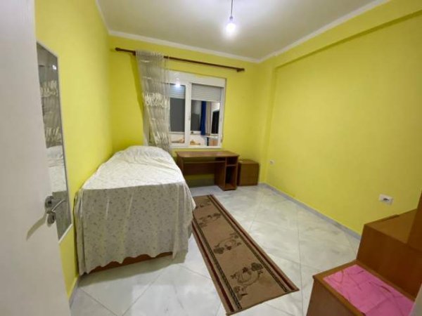 Tirane, jap me qera apartament 3+1+A+BLK Kati 3, 140 m² 350 Euro (Kastriotet)