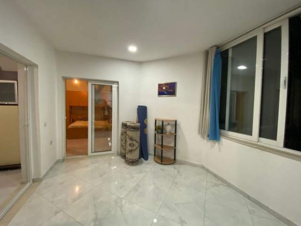 Tirane, jap me qera apartament 3+1+A+BLK Kati 3, 140 m² 350 Euro (Kastriotet)