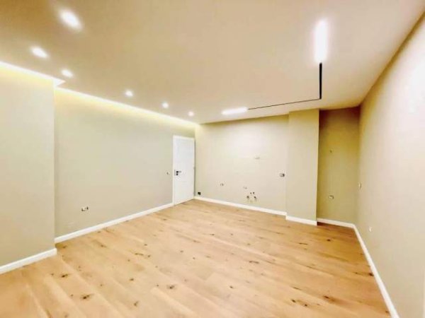 Tirane, shitet apartament 1+1+A+BLK Kati 3, 78 m² 126.000 Euro (21 Dhjetori, prane Kompleksit Kontakt)