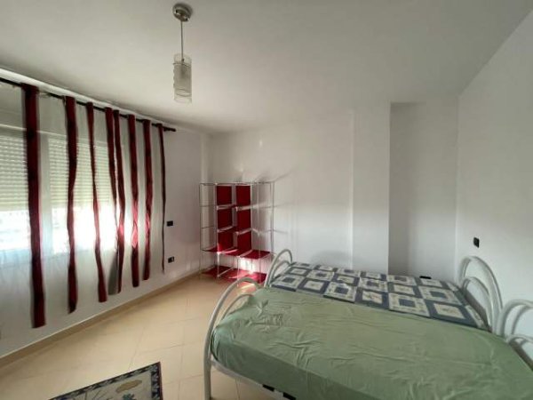Tirane, jepet me qera apartament Kati 7, 106 m² 45000 Leke (5 Maji)