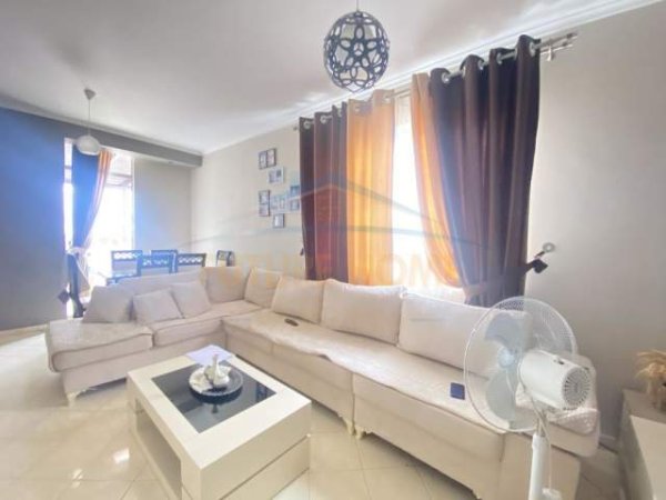 Tirane, shitet apartament Kati 9, 98 m² 100.000 Euro (YZBERISHT)