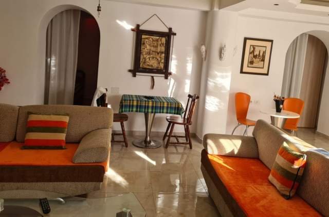 Tirane, jepet me qera apartament 2+1+BLK Kati 1, 92 m² 360 Euro (SAK)