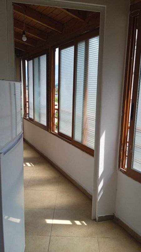 Tirane, jepet me qera apartament 1+1+BLK Kati 3, 70 m² 27.000 Leke (Kinostudio)