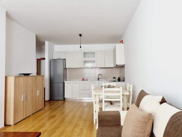 Tirane, jepet me qera apartament 2+1+BLK Kati 7, 82 m² 47.000 Leke (Frosina Plaku Pallatet Kontakt)
