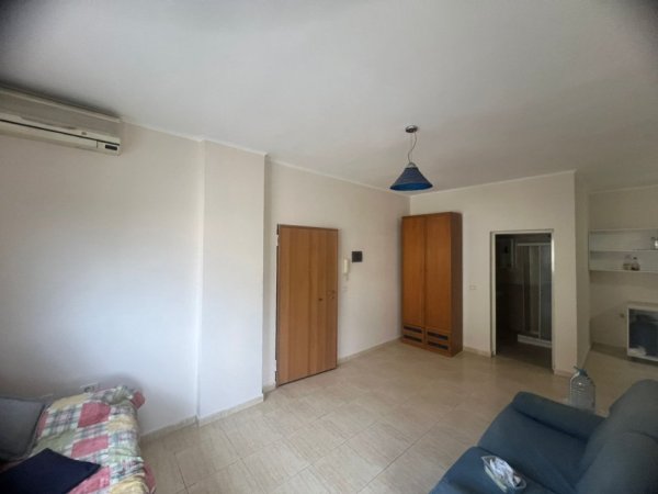 Durres, shitet apartament 1+1+Ballkon Kati 7, 90.000 € (pavaresia plazh)