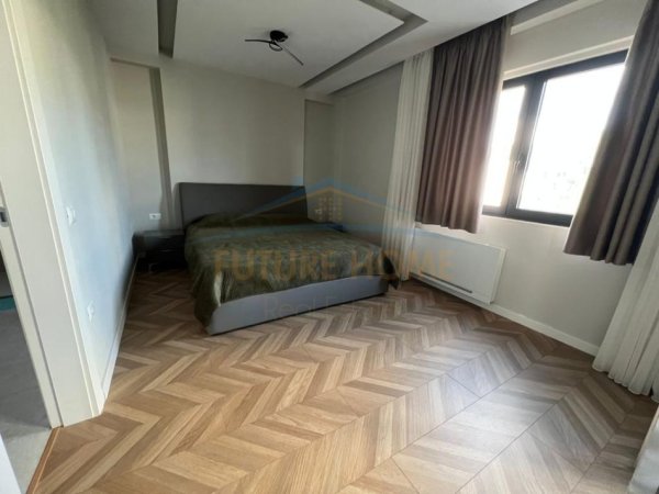 Durres, shitet Vile 4+1 , 728 m² 1.600.000 € (SAN PIETRO GJIRI I LALZIT)