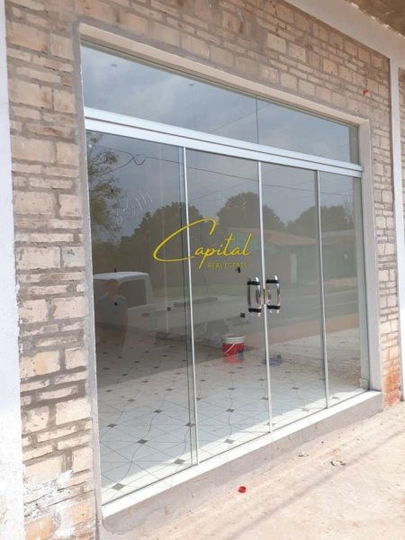 Tirane, jepet me qera dyqan Kati 0, 35 m² 400 € (ISH TREGU ELEKTRIK)