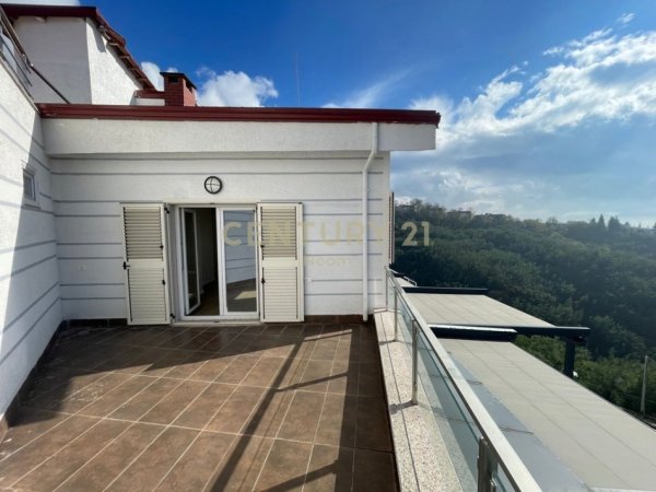 Tirane, shitet apartament duplex Dublex Kati 4, 98 m² 170.000 € (Neom126569)