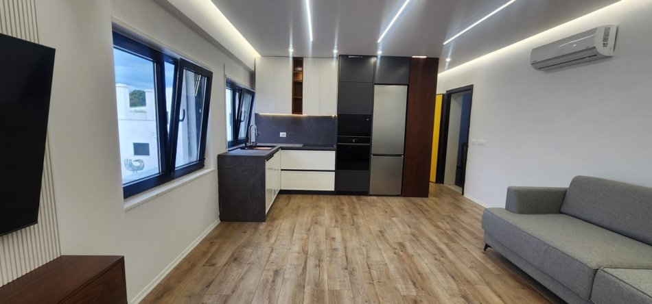 Tirane, shitet apartament 1+1+Ballkon Kati 4, 64 m² 167.000 € (Kodra e Diellit)
