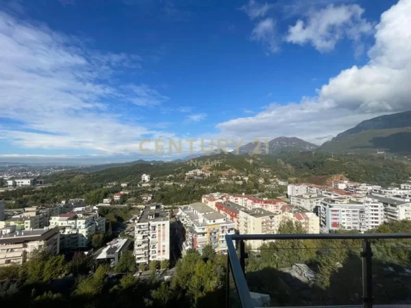 Tirane, shitet apartament duplex Dublex Kati 4, 124 m² 190.000 € (Neom126561)