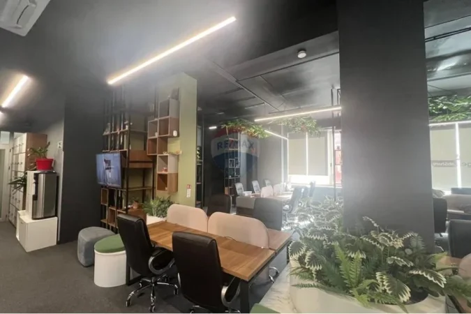 Tirane, shitet zyre Kati 1, 355 m² 1.200.000 € (Kompleksi Delijorgji, Tiranë (ID: 530181095-228)