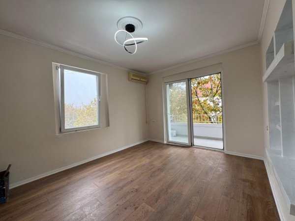 Tirane, shitet apartament 2+1+Aneks+Ballkon Kati 4, 70 m² 150.000 € (Pranë te Rruga Mine Peza)