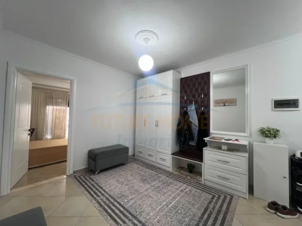 Tirane, shitet apartament 2+1+Ballkon Kati 2, 102 m² 135.000 € (FRESKU)