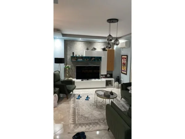 Tirane, shitet apartament 2+1+Ballkon Kati 3, 100 m² 160.000 € (Rruga e Thesarit,Fresk)