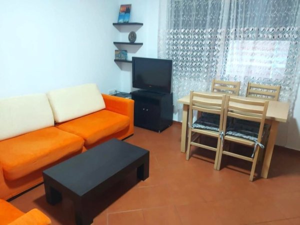 🏠 JEPET ME QIRA APARTAMENT 1+1 TEK ISH EKPOZITA TEK BULEVARDI GJERGJ FISHTA,  500 €URO