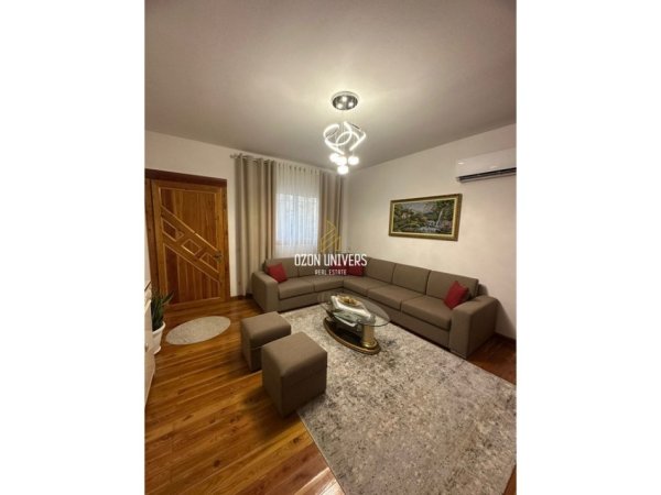 Berat, shitet shtepi 1 Katshe Kati 1, 180 m² (Dushnik, Berat Berat, Albania)