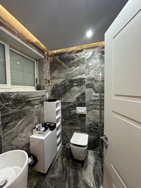 Tirane, shitet apartament Kati 1, 130 m² 390.000 € (RRUGA E ELBASANIT)