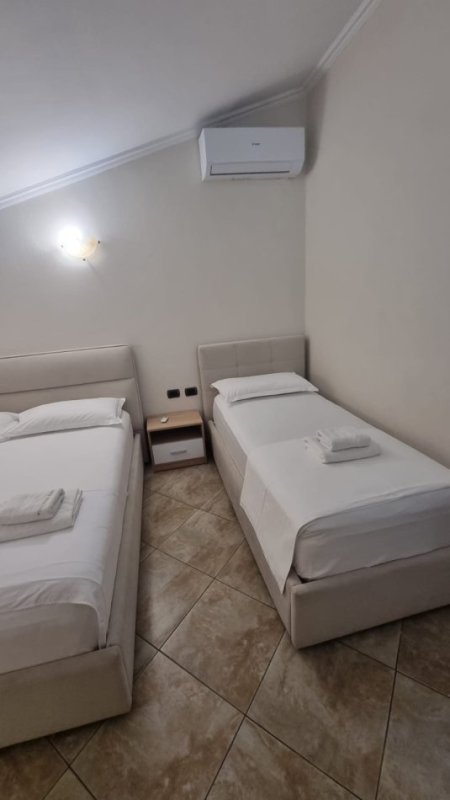 Jepet me Qira Apartament 1+1 në Zonën e Vasil Shantos 500 €uro