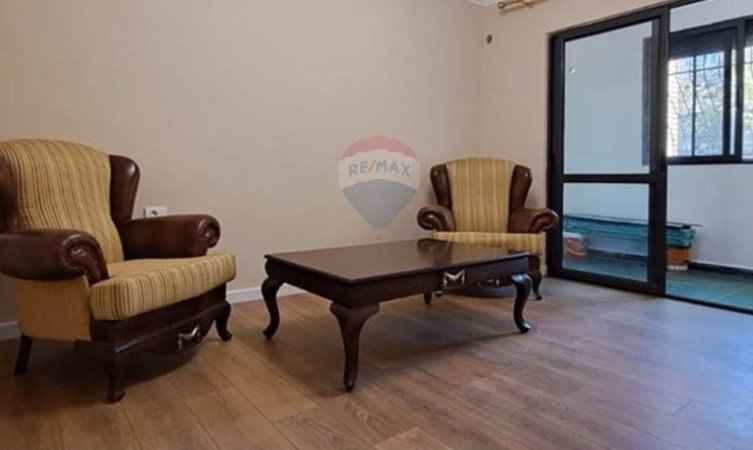 Tirane, shitet apartament 2+1 Kati 2, 71 m² 143.000 € (rruga Xhanfize Keko)