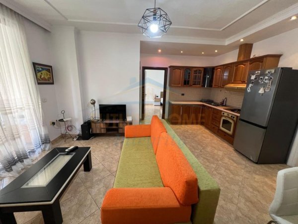 Tirane, jepet me qera apartament 2+1 Kati 9, 86 m² 600 € (Jordan Misja)