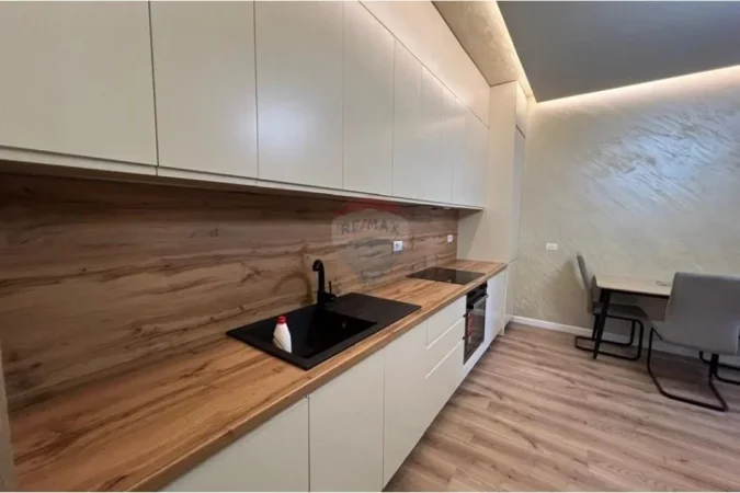 Tirane, shitet apartament 2+1 Kati 2, 83 m² 210.000 € (Rose Garden, Tiranë (ID: 530261056-166)