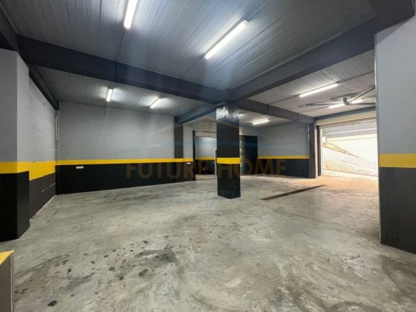 Shqiperi, jepet me qera ambjent biznesi Kati 0, 260 m² 1.800 € (Liqeni i Thate)