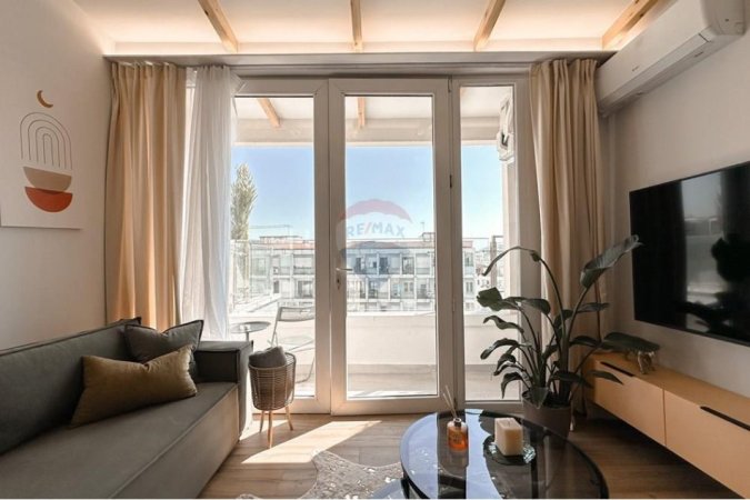 Tirane, shes garsonier 1+1 Kati 9, 42 m² 85.000 € 