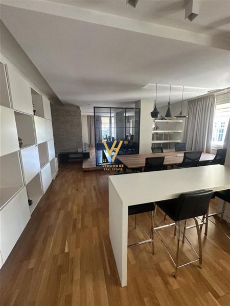 Tirane, jepet me qera zyre Kati 6, 140 m² 3.800 € (BLLOK)